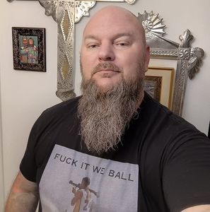 Meet your Posher, Eric